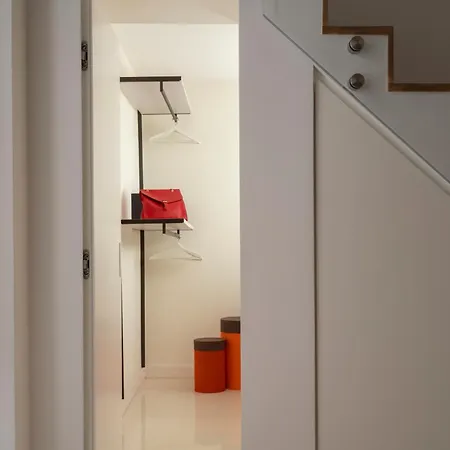 A.ri.el Luxury Neapol