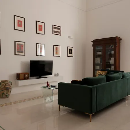 A.ri.el Luxury * Neapol